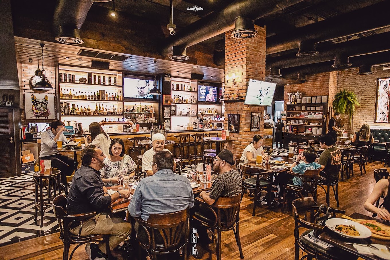 Inside The Londoner Brew Pub