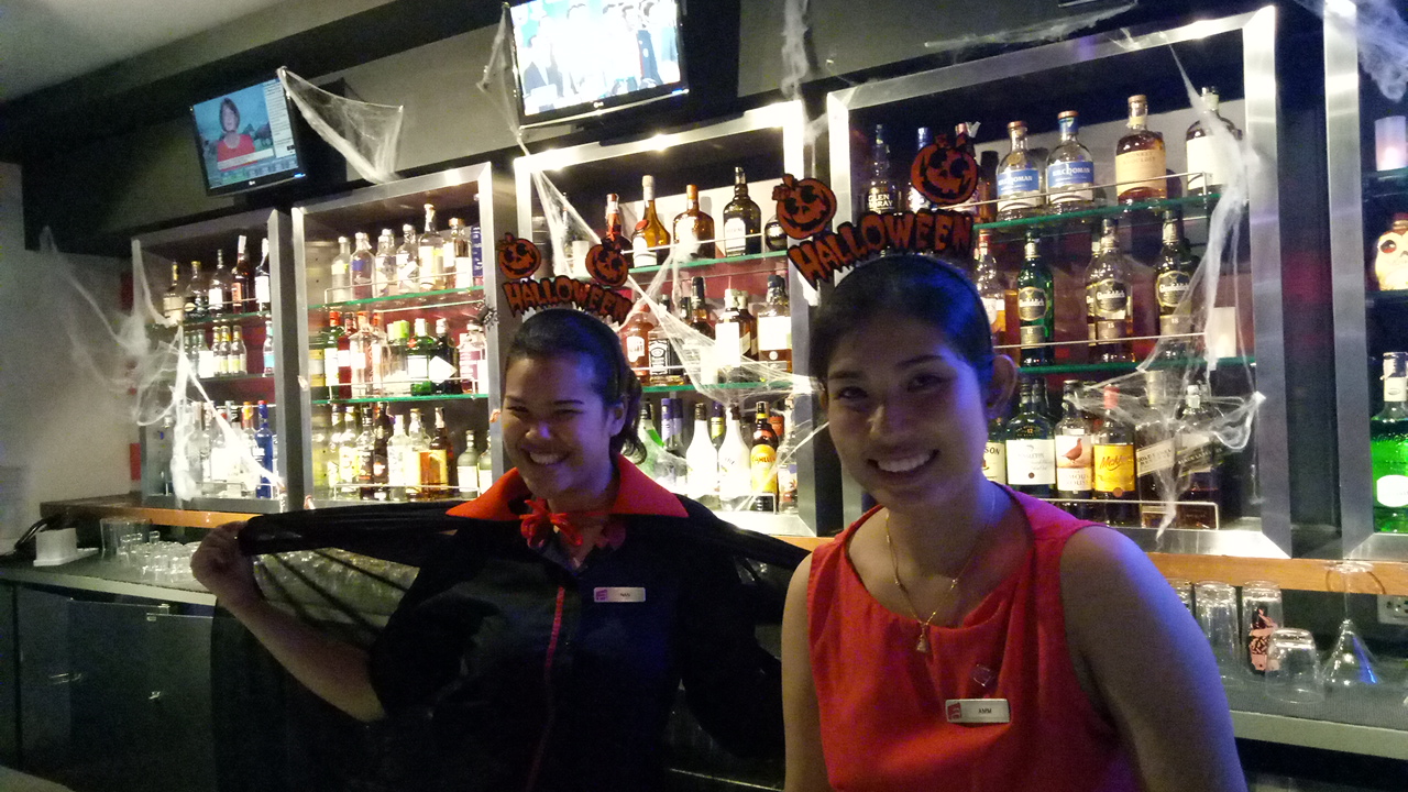 W XYZ Bar — photo 2