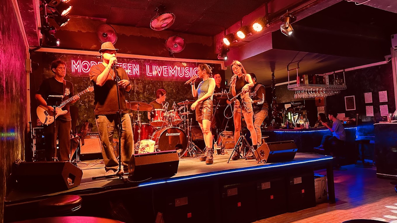 Inside Modern Teen Bar